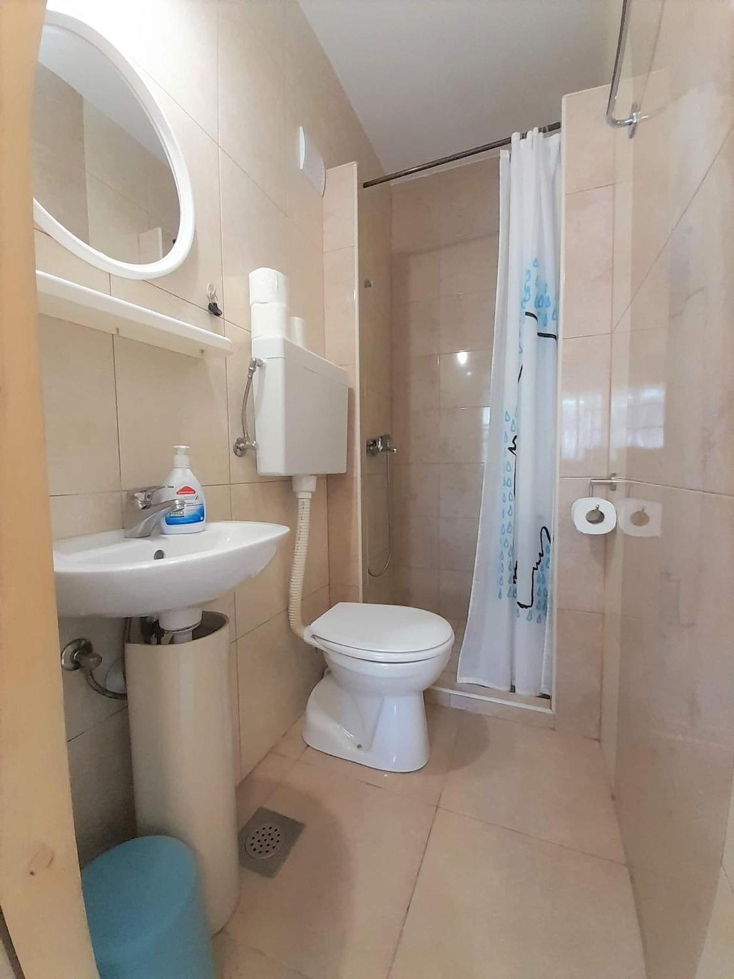 Lovely Studio Malina Close To The Beach Krk Town Eksteriør billede